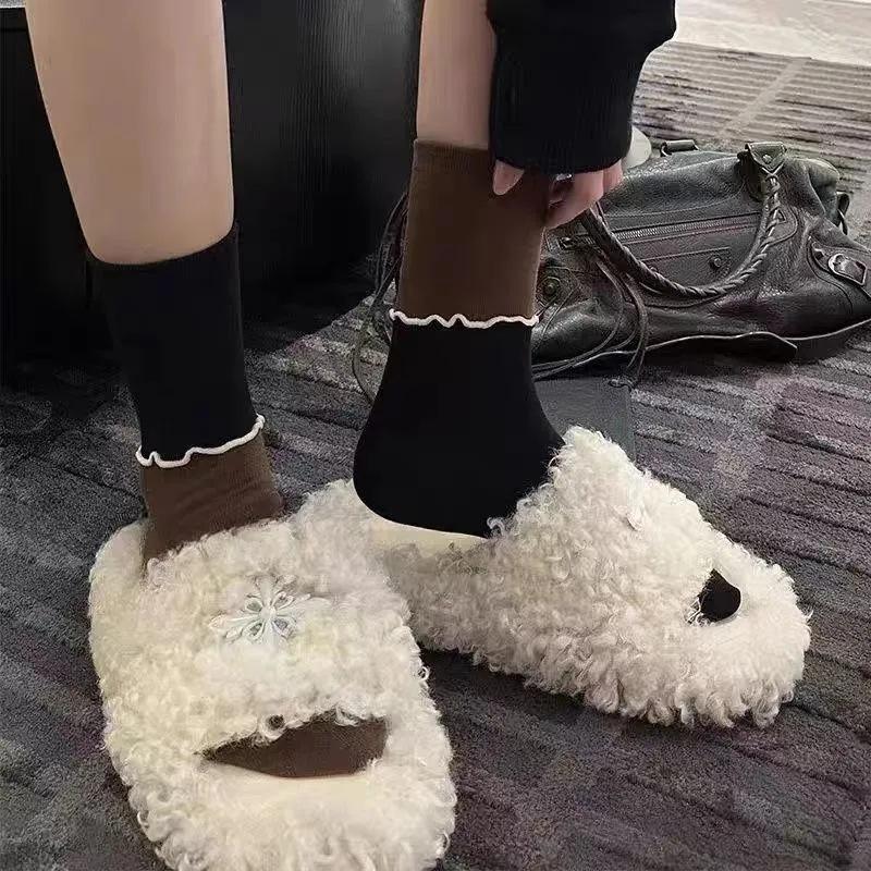 

Women Asymmetry Contrast Color Japanese Pure Cotton Fashion Personality Mid Calf Socks New Autumn Winter Ankle Socks One Size кофейный