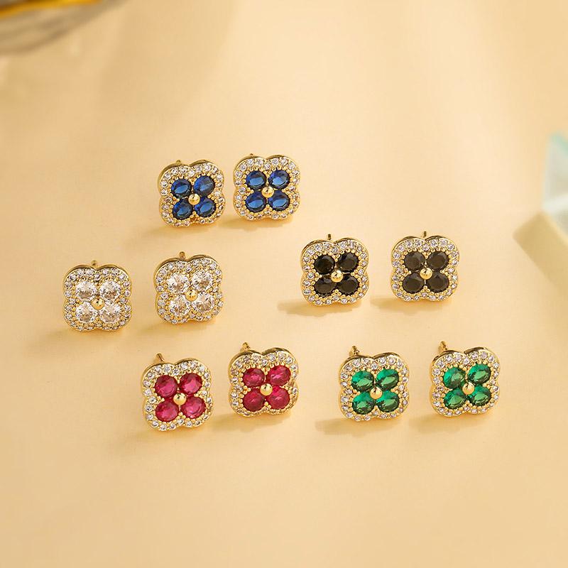 Gold Plated Cubic Zirconia Flower Earrings Romantic Metal Studs For Women Jewelry Gift 1 Pair