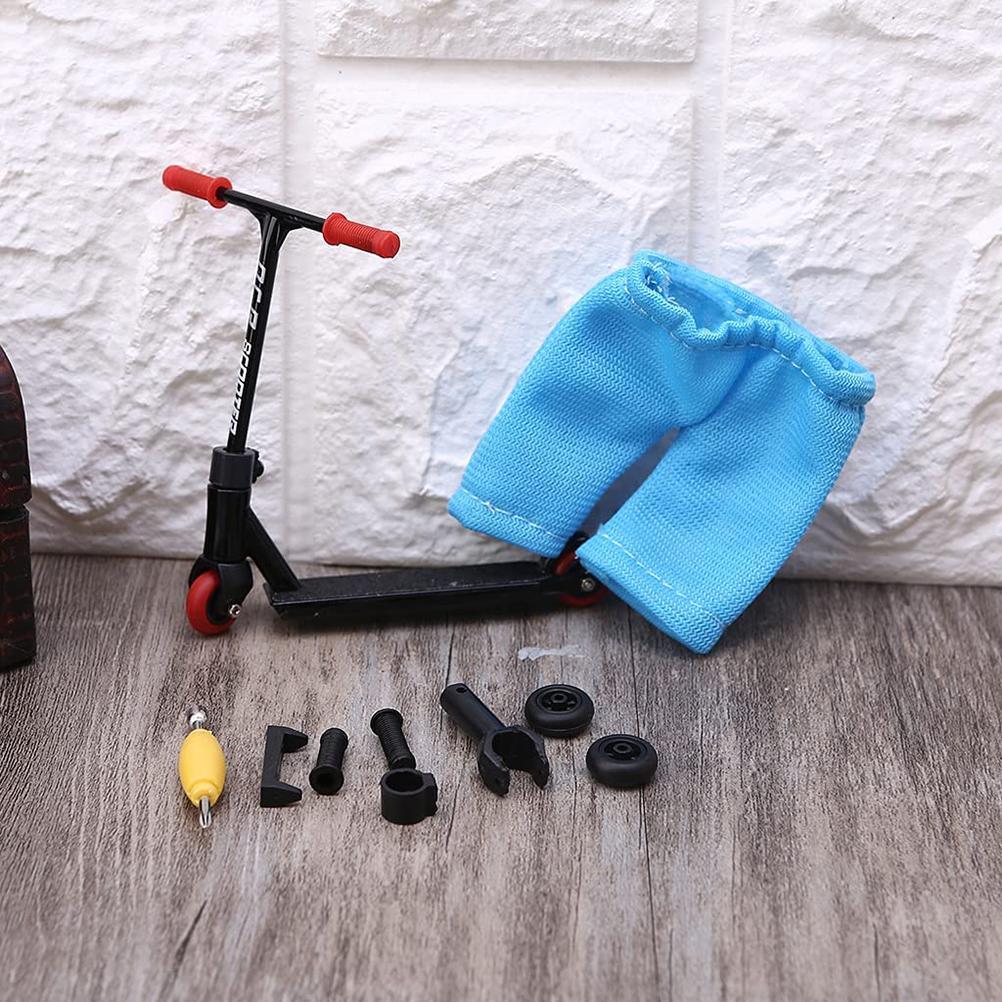 Mini Alloy Finger Scooter Model Set Mini Finger Scooter Interactive Finger Toy Novelty Sensory