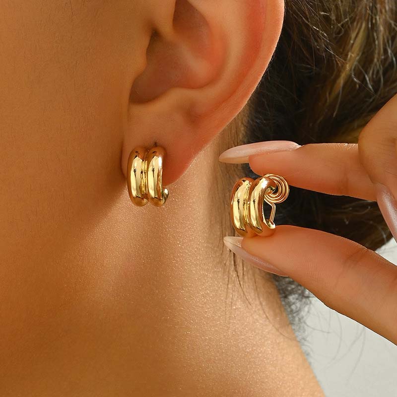 Vintage Metal Twisted Round Ear Clip Earrings for Women 2026 New Fashion Gold Color Geometric Hollow Drop Earrings Jewelry Gifts