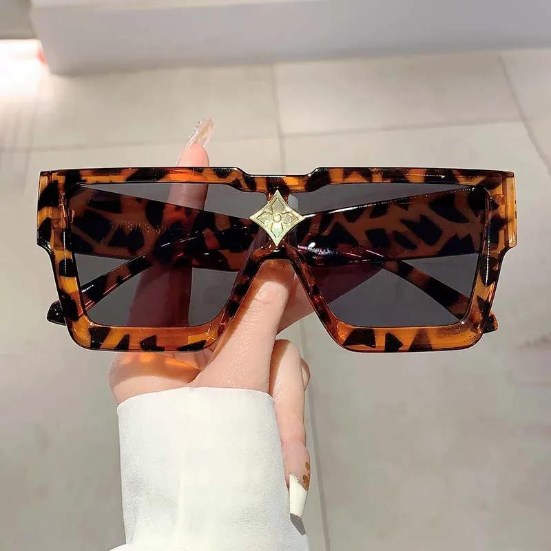 Nuovi Occhiali da Sole Quadrati con Montatura Grande Donna Uomo Marca di Lusso Designer Vintage Steampunk Lenti Protezione UV400