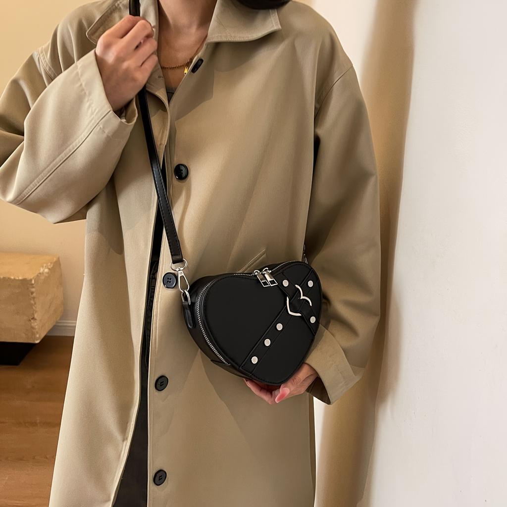 Heart-shaped Diagonal Shoulder Bag Valentine's Day Romantic Theme Ladies Fashion Heart-shaped Shoulder Bag Zipper Solid Color