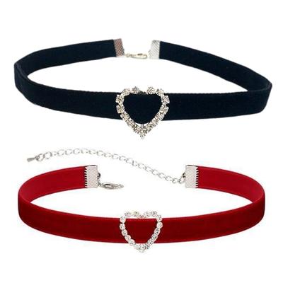 Samt Choker Halskette Kette Schmuck Hohlherz Halskette Herz Kragen Kette Halskette Samt Material für Party Täglich