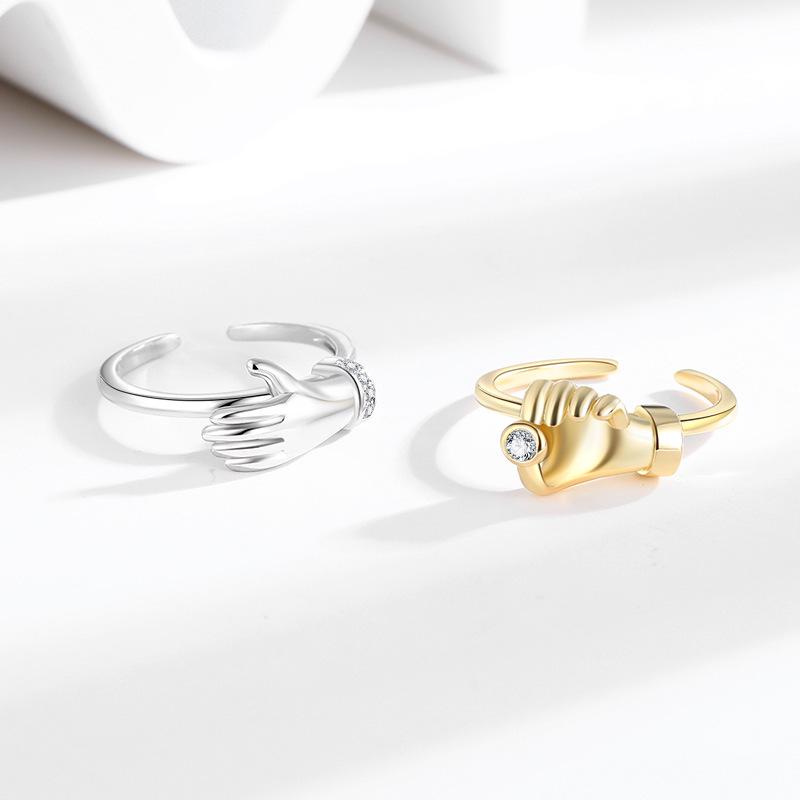 New Arrival Zircon Hug Handshake Rings: Unique Couple Ring Set