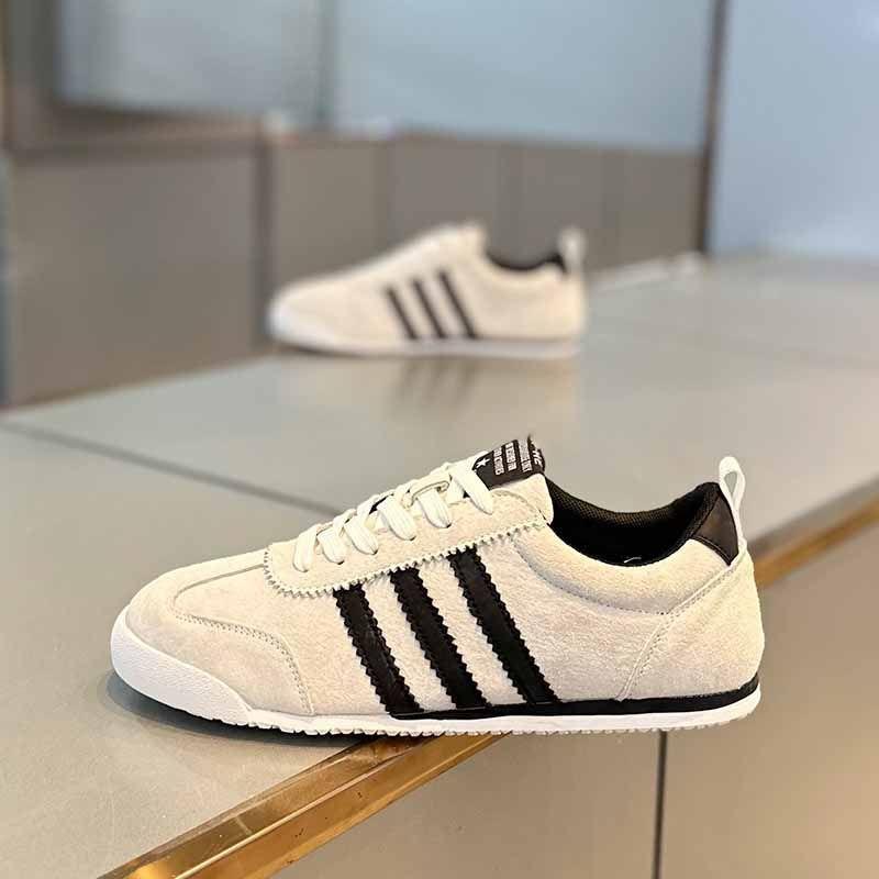 Sportovní a volnočasová obuv jarní a podzimní elastická jarní a podzimní trendy pánská obuv pro volný čas sportovní desková obuv pánská obuv všestranná, protiskluzová