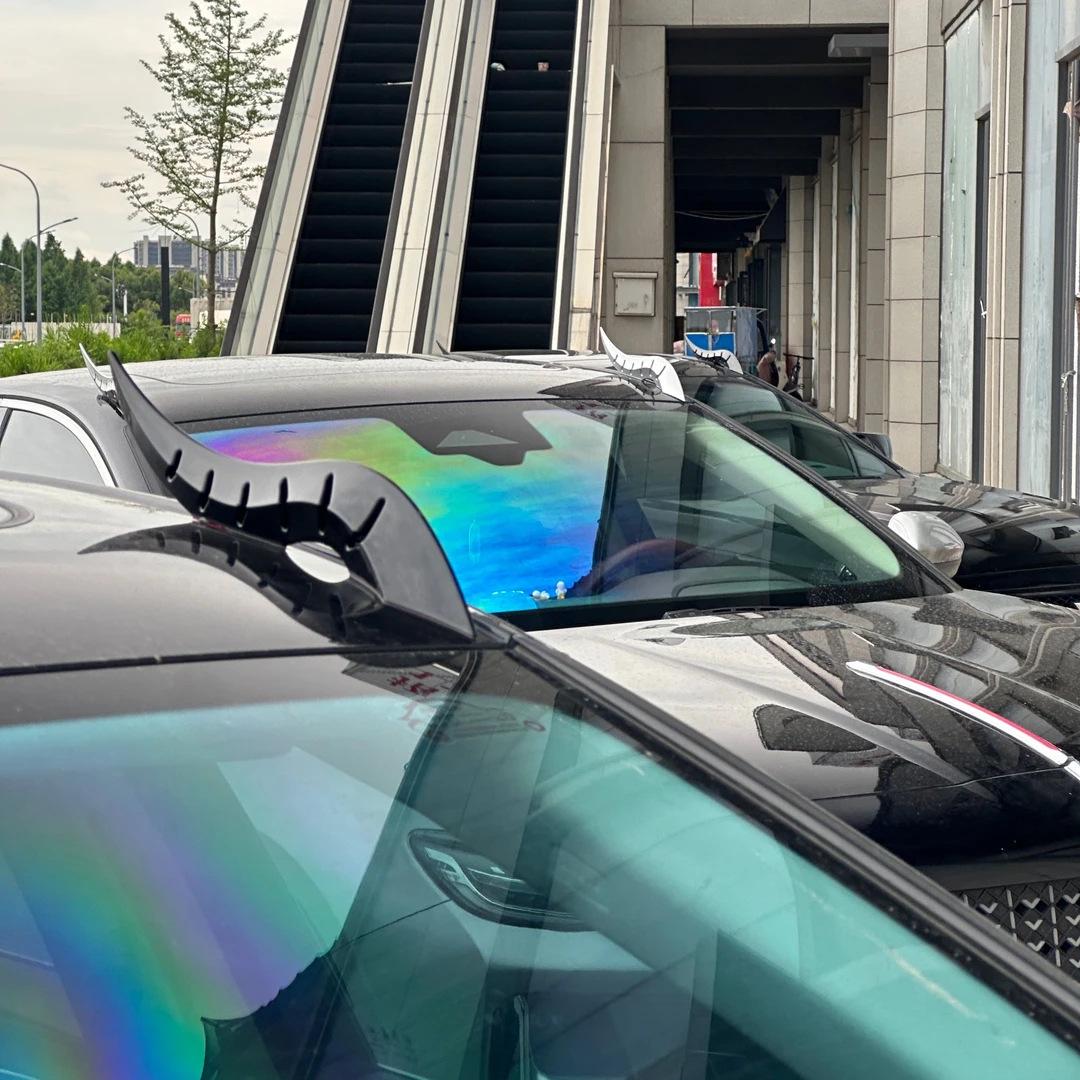 

Прикраса на дах з вуглеволокна у вигляді рогу дракона, універсально підходить для різних моделей автомобілів