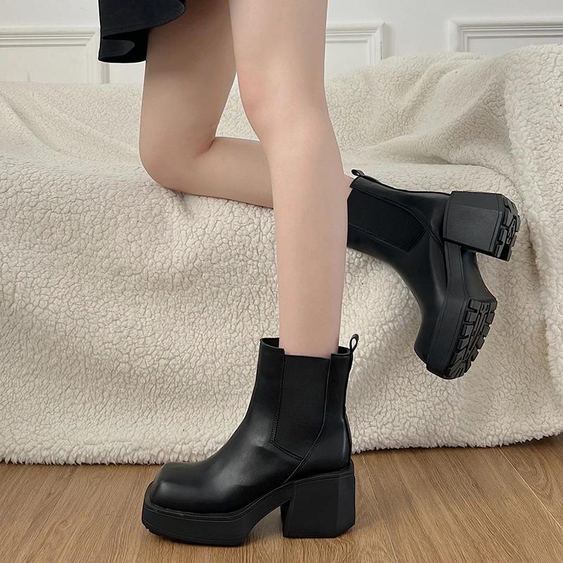 Fashion 2024 Platform Women Motorcycle Short Boots Fashion Slip On Shoes Autumn Winter Thick Heel Women's Ankle Booties