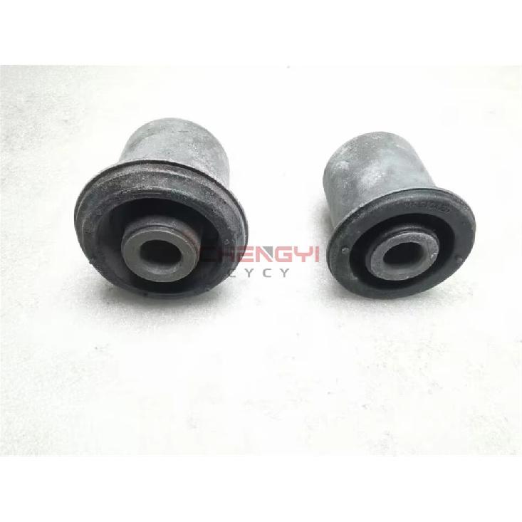 Front Suspension Support Arm Lower Swing Arm Bushing Rubber Sleeve For Pajero Montero V63W V73W V77W V93W V97W MR510420 MR510417