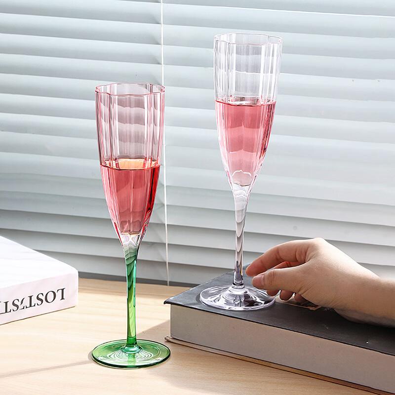 Elegant Flower Design Transparent Glass Cup