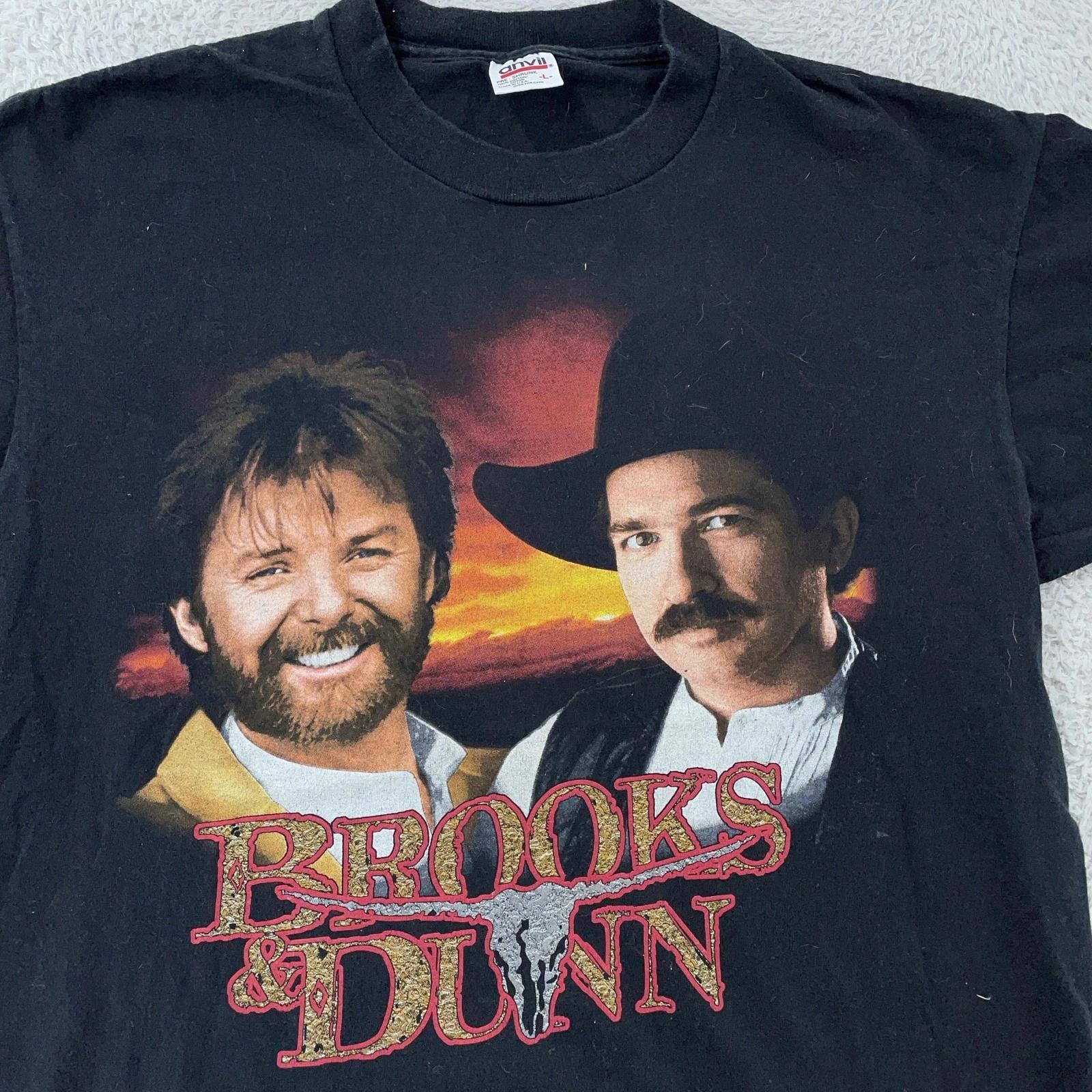 

Vintage 90s Brooks & Dunn Concert T-Shirt M/L Waitin on Sundown Tour Country L