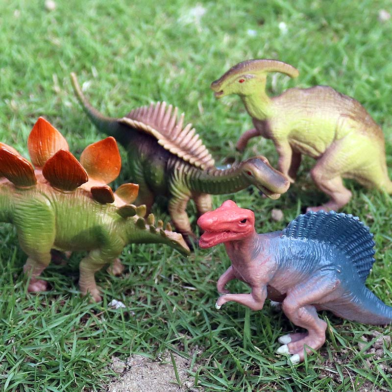 Oenux 4pcs Small Jurassic Dinosaur Set Action Figure T-Rex Mosasaurus Velociraptor Carnotaurus Animals Model Educational Kid Toy