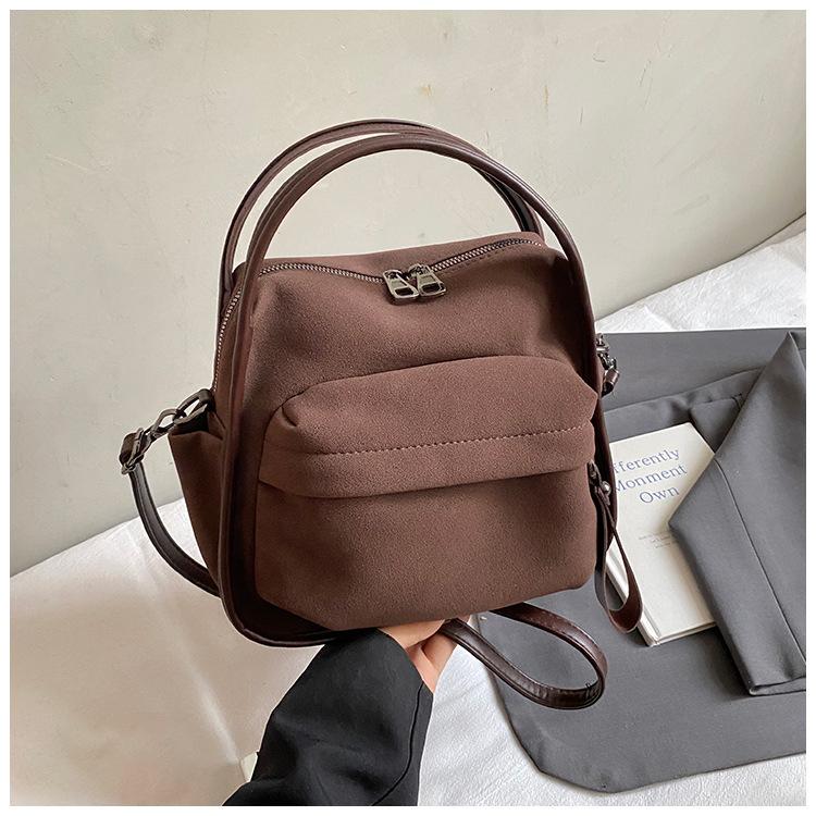 

Легкая повседневная сумка женская 2025 осень новая высокая стоимость зарубежный стиль модная женская сумка-мессенджер на плечо