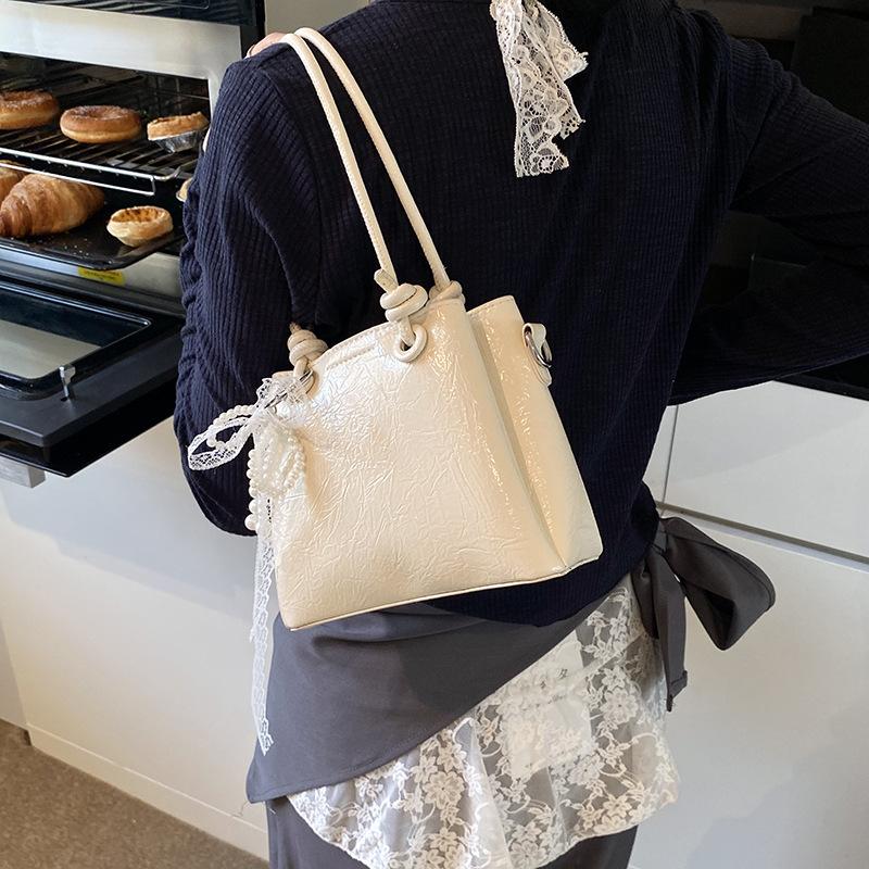 Tote Bag Women's New Versatile Shoulder Bag Casual Handbag