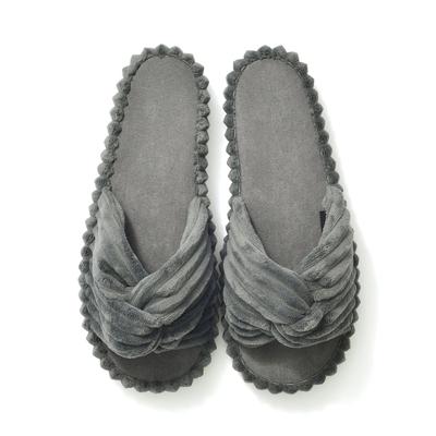 Wide Ribbed Room Gray Shoes,