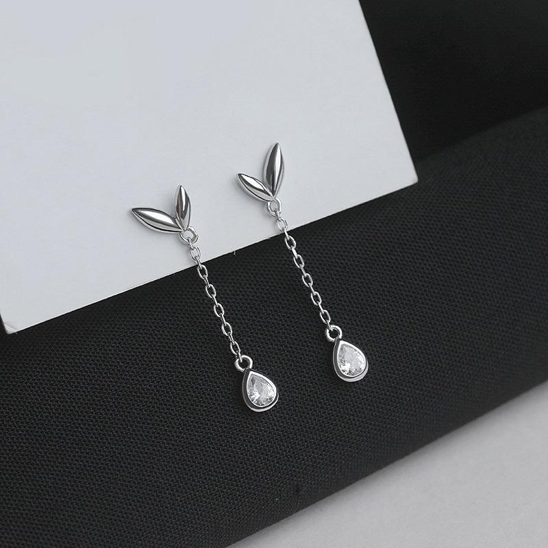 Unique Japanesestyle Copper Leaf Earrings With Leafshaped Zircon Studs Stone