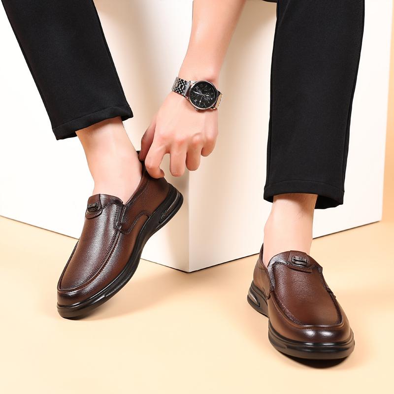 Fashion Handmade Leather Men Shoes High Quality Soft Bottom Comfortable Driving Shoes Non-Slip Leisure Business Men Loafers Shoes