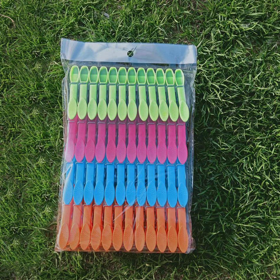 24-Piece Plastic Clothes Drying Clips Modern Simple Style for Home Use