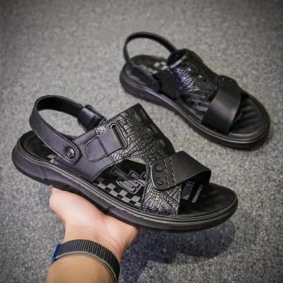 Moda Lato Moda Skórzane Męskie Sandały Projektant Nowe Wsuwane Miękka Podeszwa Outdoor Plaża Męskie Buty Wewnątrz Casual Męskie Kapcie