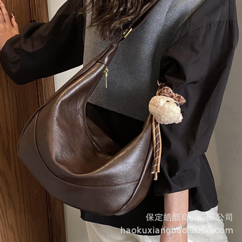 Bag Light Luxury Niche High-end Messenger Bag Women's Bag 2025 New Fashion Autumn and Winter Retro Shoulder Bag Dumpling Bag