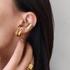 Japońskie Minimalistyczne Kolczyki typu Ear Cuff w Kształcie Łuku: Wszechstronny, Luksusowy i Stylowy Dodatek w Postaci Kolczyka Stud.