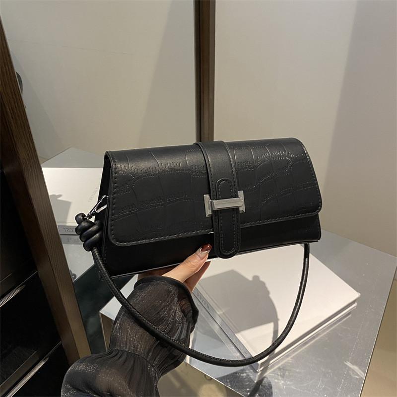 Trendy Compact Shoulder Bag Sophisticated Pu Fashionable Handbag For Everyday Use чёрный