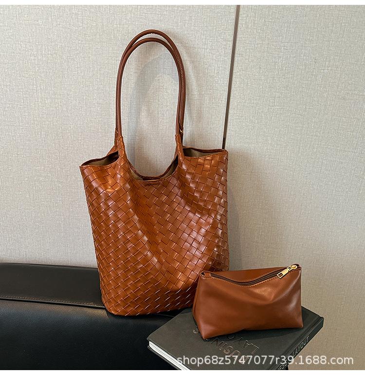 Premium commuter bag women's spring and summer versatile 2025 new niche design shoulder underarm bag work tote bag