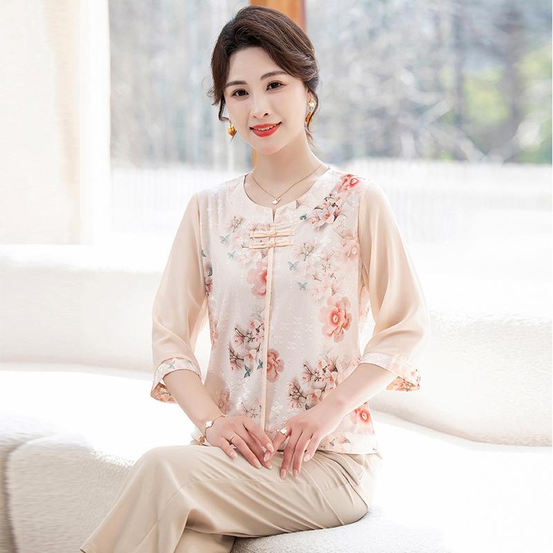 New Chinese Trend T-shirt for Middle-aged Women: Summer Loose Fit, Tummy-covering, Age-defying Seven-quarter Sleeves