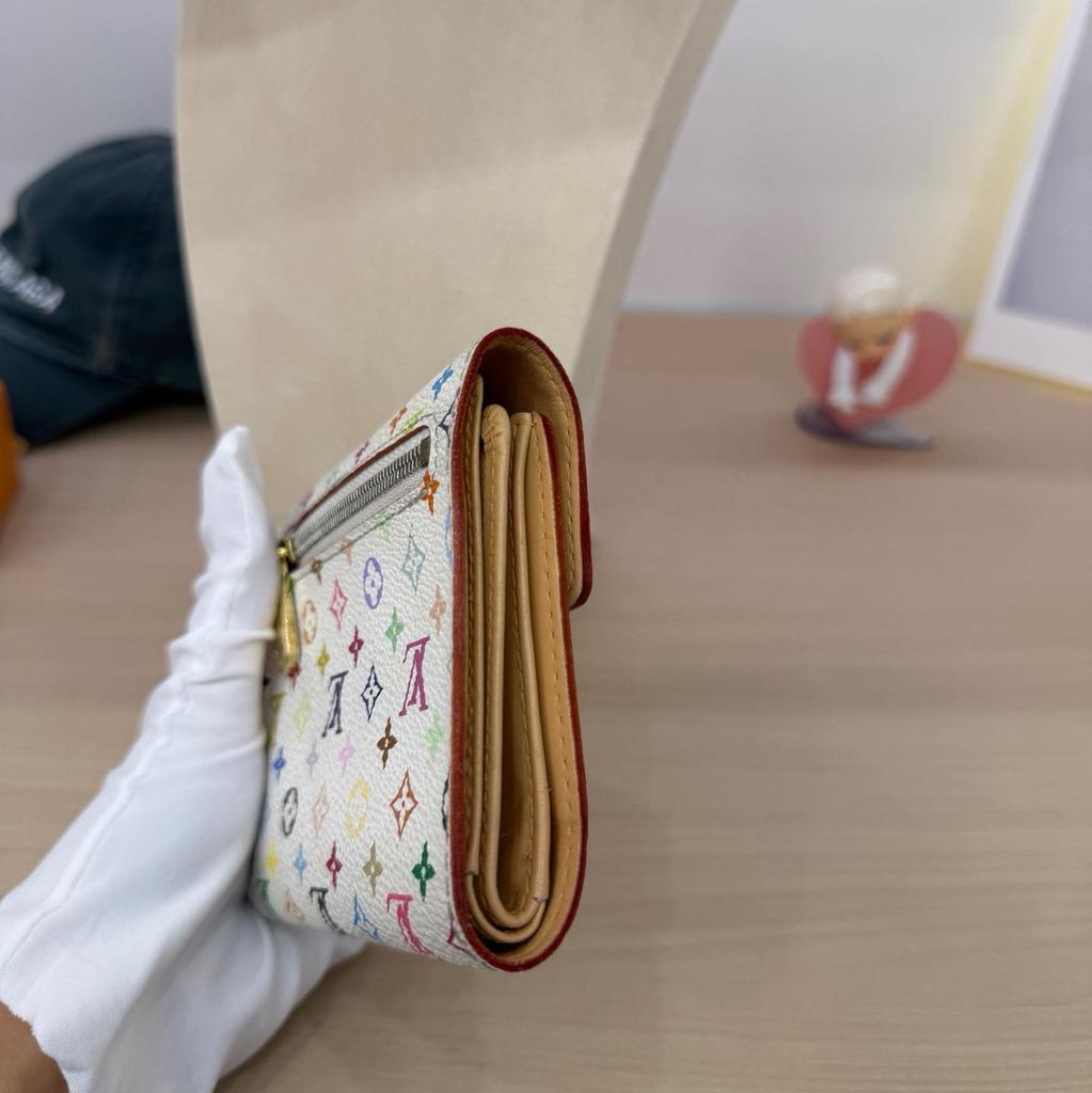 [Pre-Owned] Koala White Tricolor Coated Canvas Monogram Wallet Gold Hardware - Excellent #1E2HK97