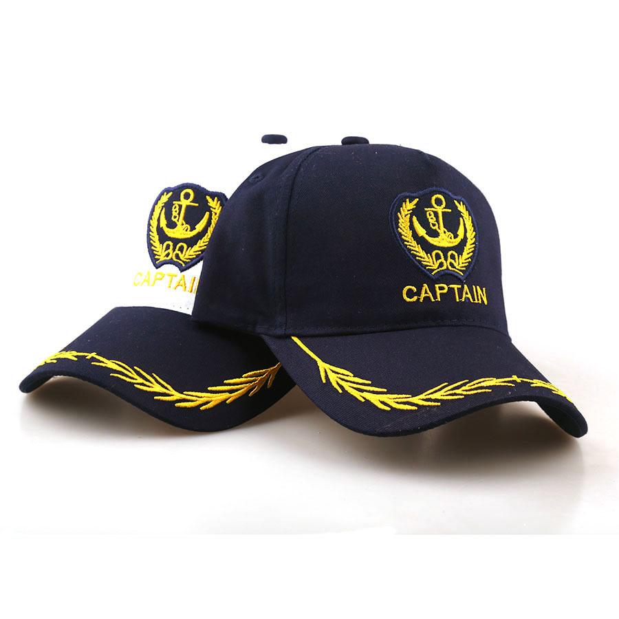 English retro-style embroidered anchor letter baseball cap with curved brim. Suitable for sailors, ladies and party occasions.