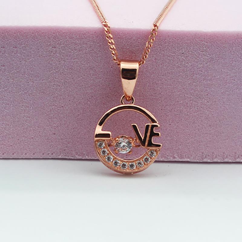 Exquisite Russian 585 Purple Gold Hollowed-Out Love Pendant, Fashionable And Shiny Rose Gold-Plated Smart Zircon Necklace.