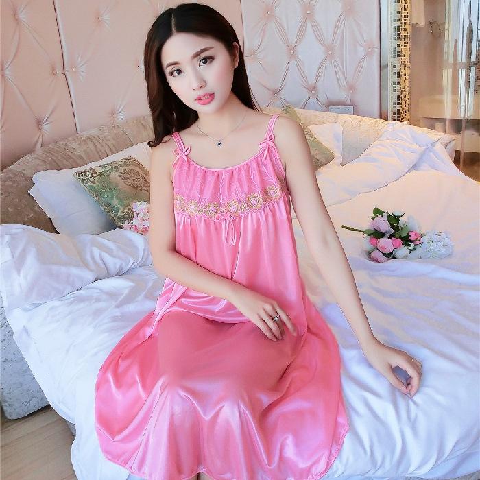 GMXIA Summer Ice Silk Nightgown Long Dress, Thin Silk Skating Set, Soft and Comfortable Women's Pajamas and Home Wear