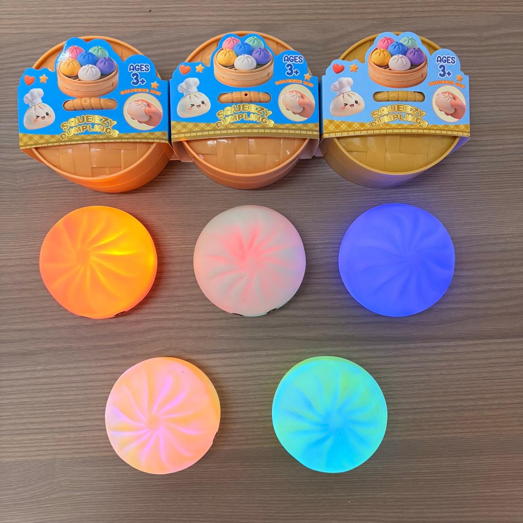 Aesthetic Led Bun: Glowing Bubble Spitting Squeeze Toy, Realistic Food Ornament, Solid Gel Sensory Stress Reliever, Gift