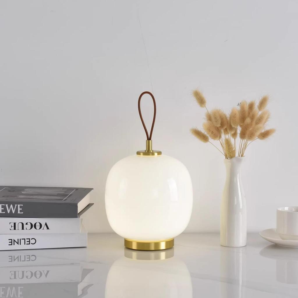 Dänemark VL45 Tragbare kabellose Lade-Tischlampe für Wohnzimmer, Schlafzimmer, Esszimmer und Nachttisch-Atmosphäre.