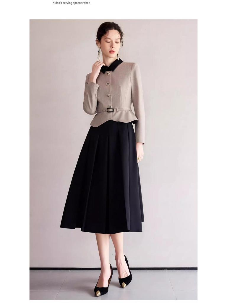 2025 Fashionable Slimming Two-Piece Little Black Dress with Color Block for Autumn/Winter – Women's Formal Wear