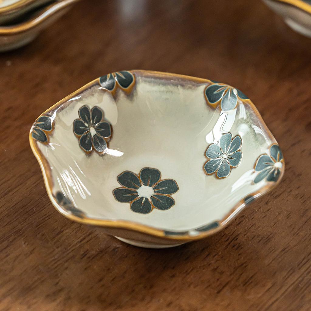 Premium Taste Plate Ceramic Plate Delicate Small Plate Dipping Plate Household Dish Dessert Plate Tableware Spitting Bone Plate