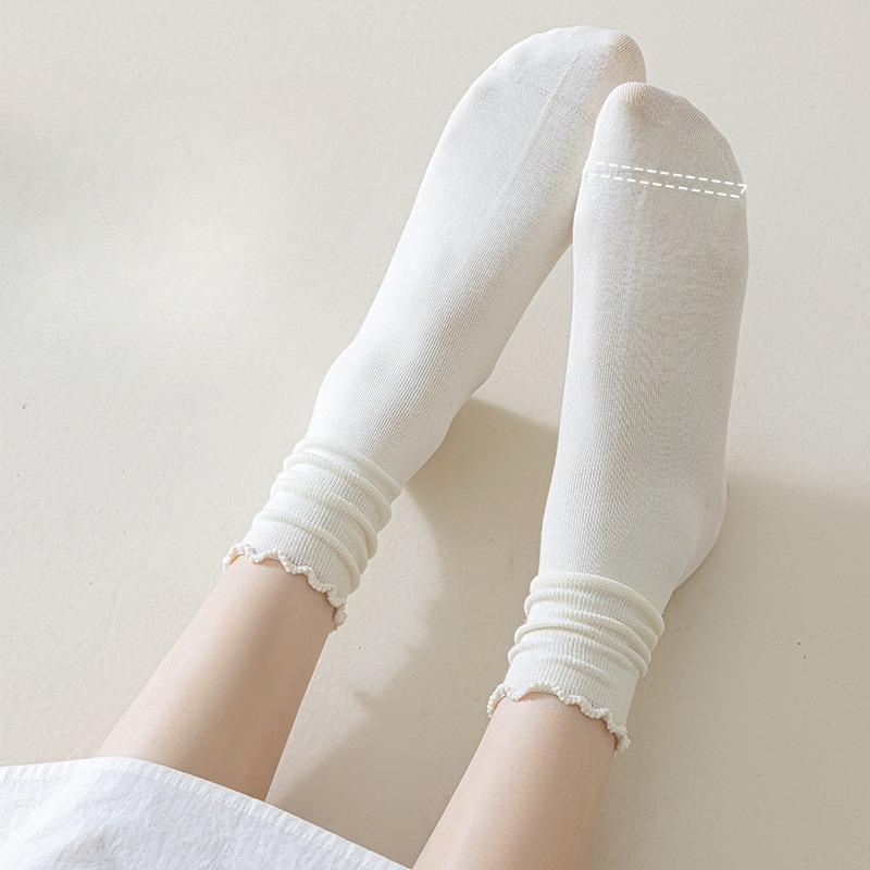 Spring and Autumn Women's Socks, Candy Color, Black Fungus Edge, Middle Tube, Stack Socks, Boneless Long Tube Postpartum Socks for Pregnant Women