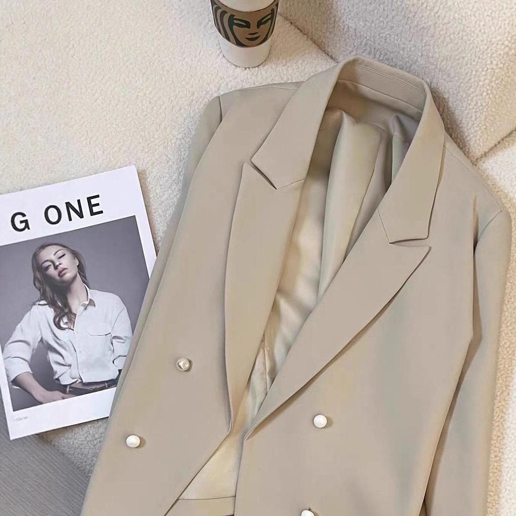 Petite Women's Off-White Cropped Blazer - Autumn 2049 New Arrival, Casual & Simple Design with Elegant Style