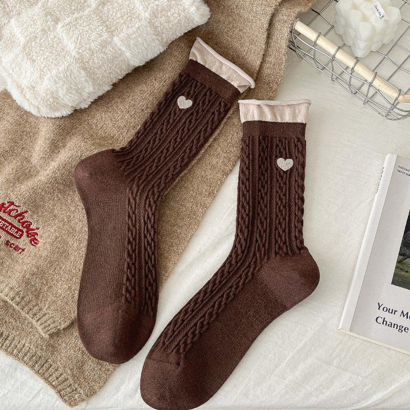 Thick Wool Socks - Suitable for Autumn and Winter. Flared Cuffs. Color Contrast. Mid-calf Length. Embroidered Hearts. Twisted Yarn Pile Socks.