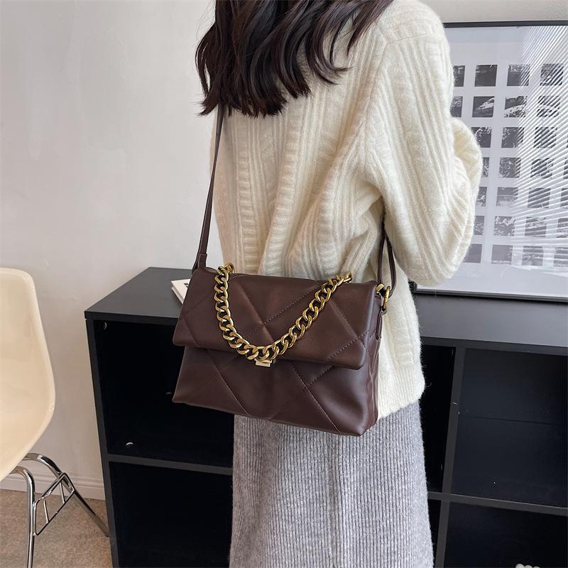 Textured Small Bag 2025 New Fashion Chain Bag Shoulder Bag Women's Messenger Versatile Small Square Bag