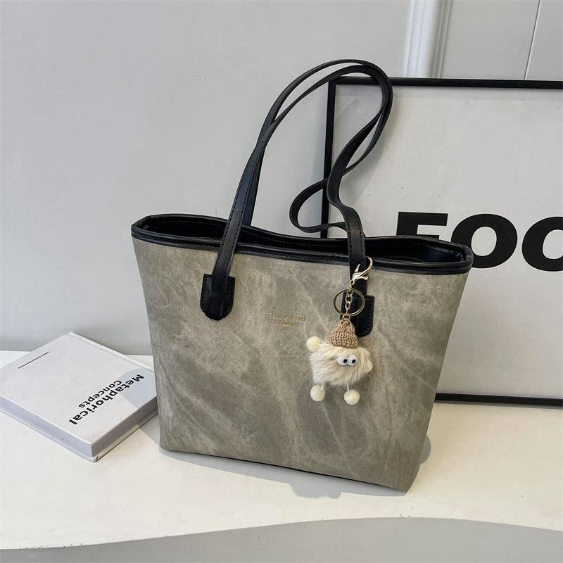 Women's Autumn/Winter Large Capacity Zipper Tote and Shoulder Bag