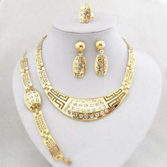 Exquisite Rhinestone Gold Alloy Wedding Jewelry Set Electroplated
