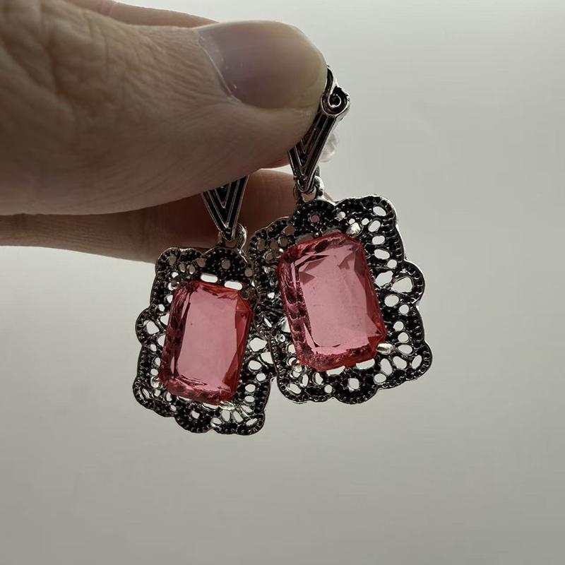 Jianjie Vintage Square Inlaid Red Zircon Charming Women's Earrings Hollow Carving Silver Elegant New Jewelry Accessories Trend