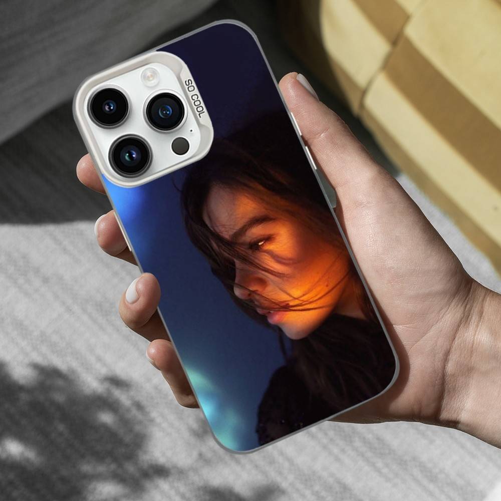 

H-Hailee S-Steinfeld Actres Phone Case For iPhone 16,15,14,13,12,11,Mini,XS,Pro,SE,MAX White Matte Shockproof Cover iPhone16plus