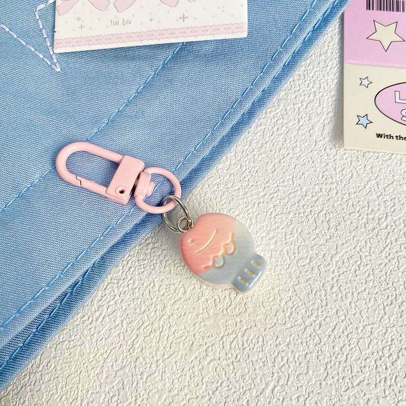 

Cartoon Taiyaki Biscuit Keychain Cute Resin Keyring Lovely School Bag Pendant Earphone Case Hanging Gifts Best Friend Gifts