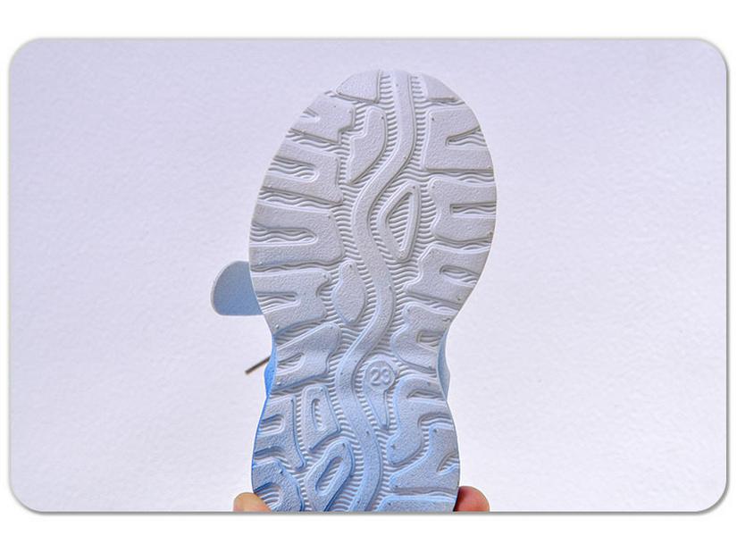 2025 Spring Kids' Light-Up Gradient Mesh Running Shoes – Trendy and Casual for Toddlers and Boys