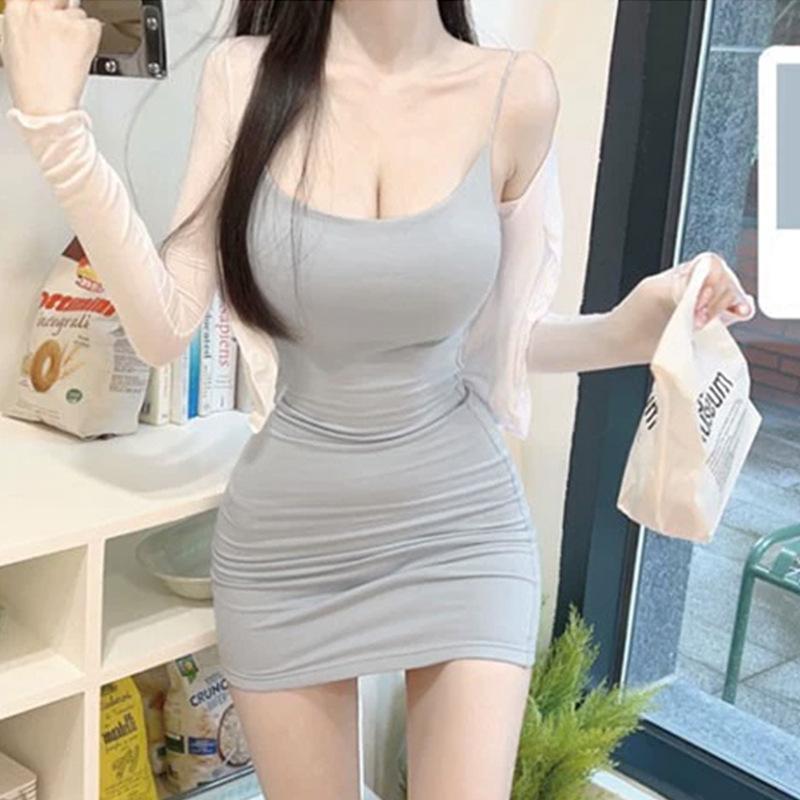 Summer Women's U-neck Dress Casual Suspender Hip Hugging Skirt Fashionable and Sexy Tight Skirt