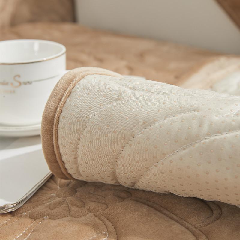 Winter New Embroidered Plush Crystal Velvet Sofa Cushion Dust-proof Modern Simple Anti-slip Sofa Cushion Towel