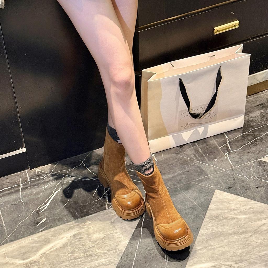 Retro Martinovy boty dámské 2025 podzim a zima nové britský styl malý muž silná podrážka ležérní módní všestranné silný podpatek kotníkové boty