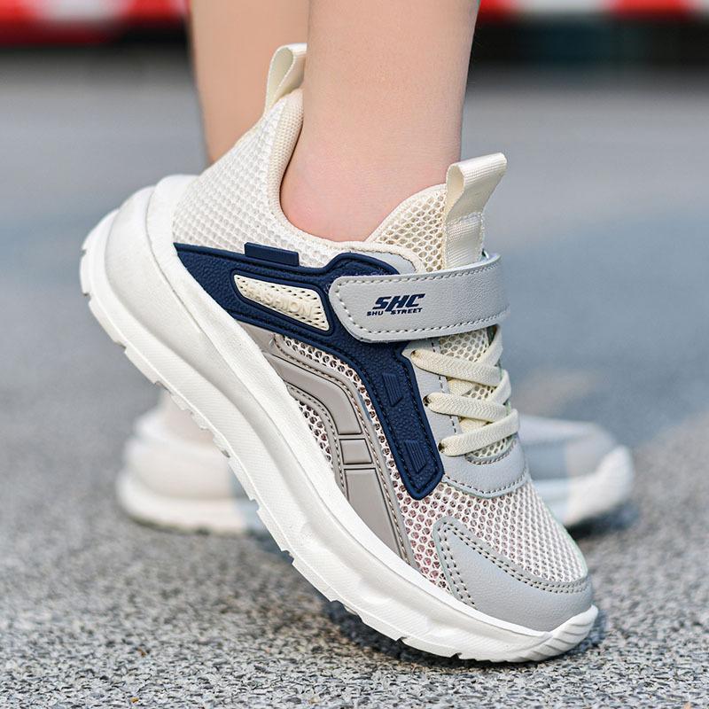 2026 new sports shoes casual mesh breathable shoes medium and large children's non-slip and lightweight running shoes