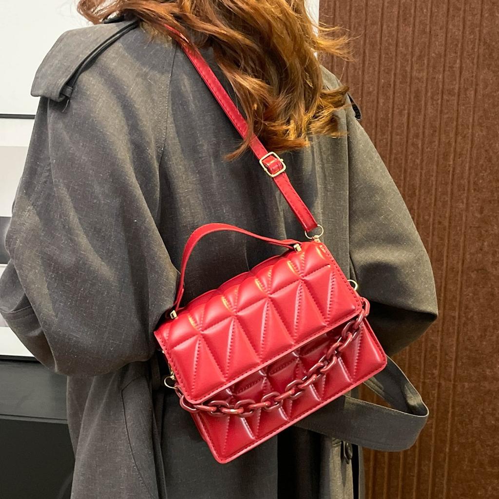 Solid color texture small bag women's autumn 2025 new trendy fashion portable small square bag simple diamond shoulder messenger bag